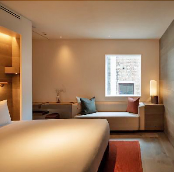 Laneway Room
