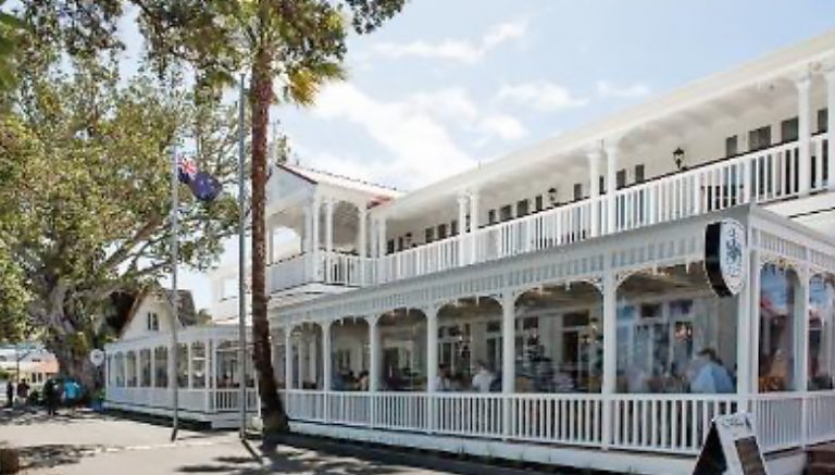 Duke of Marlborough Hotel, Russell