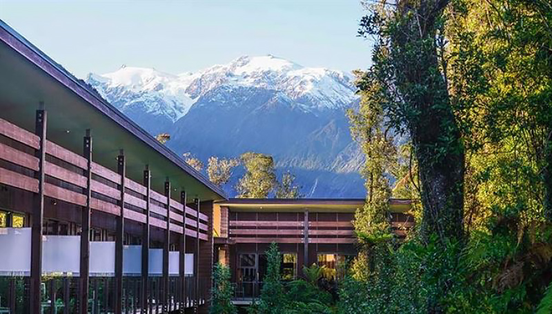 Te Waonui Forest Retreat
