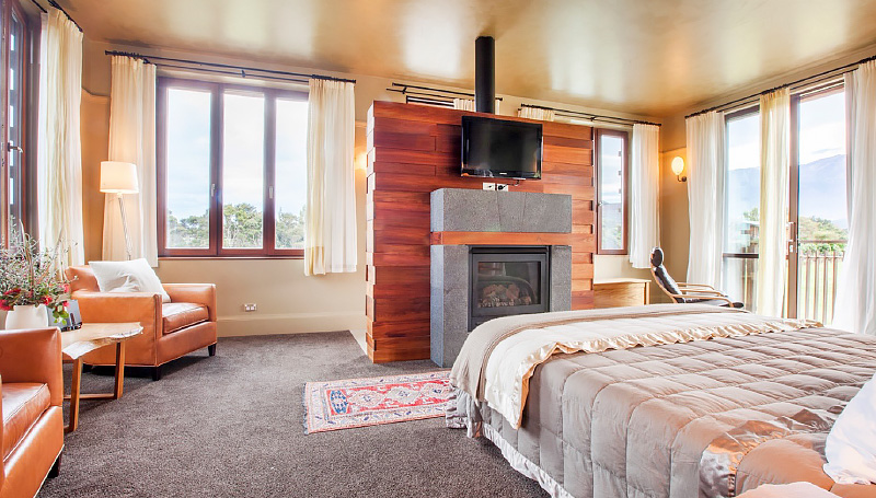 KAIKOURA – Hapuku Lodge & Tree Houses