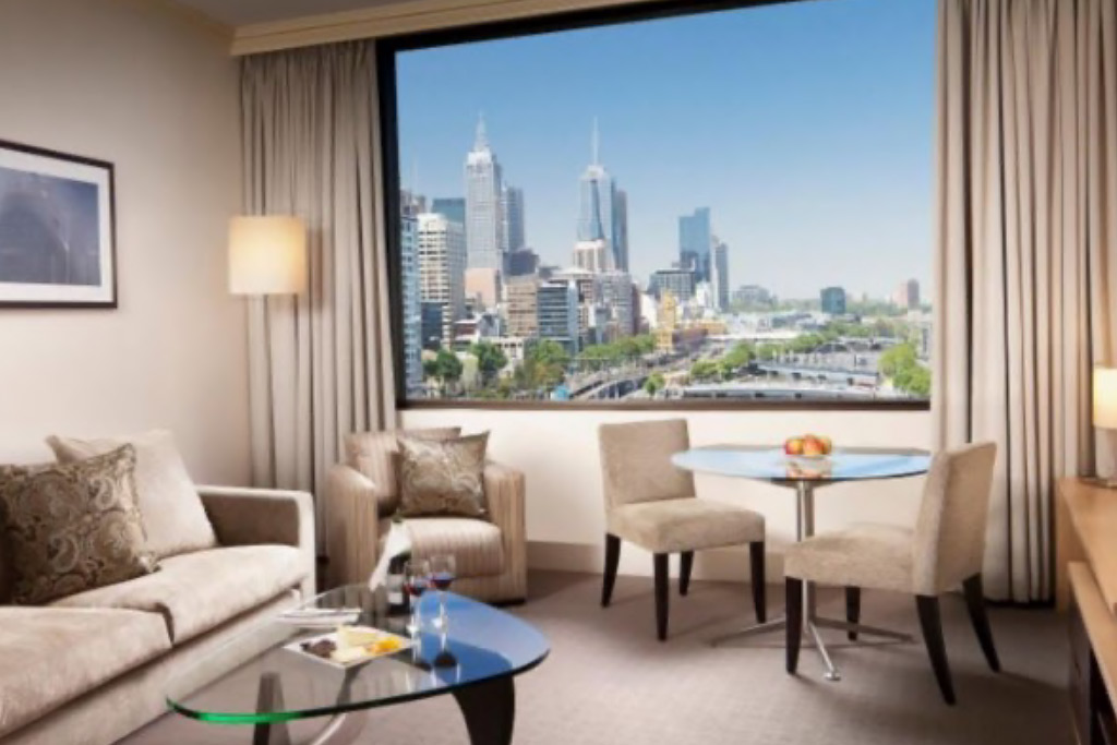 Crowne Plaza Hotel - Victoria